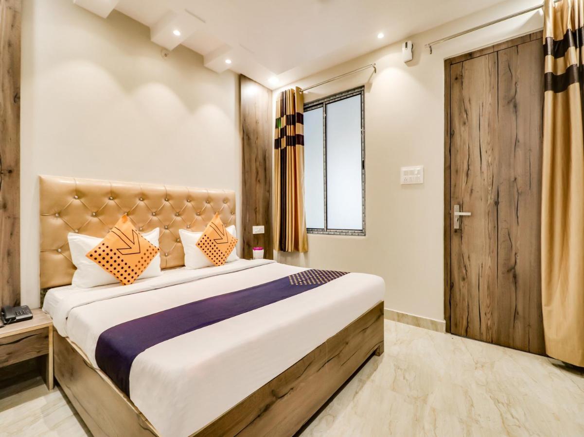 Spot On 69549 Hotel Shri Ram Kashi Muthiganj Esterno foto