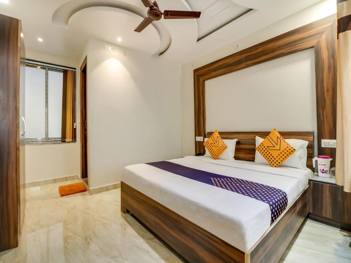 Spot On 69549 Hotel Shri Ram Kashi Muthiganj Esterno foto
