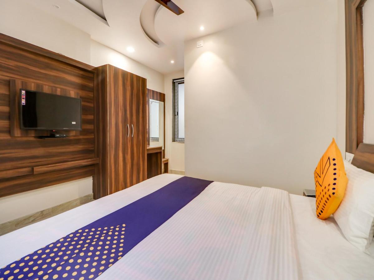 Spot On 69549 Hotel Shri Ram Kashi Muthiganj Esterno foto